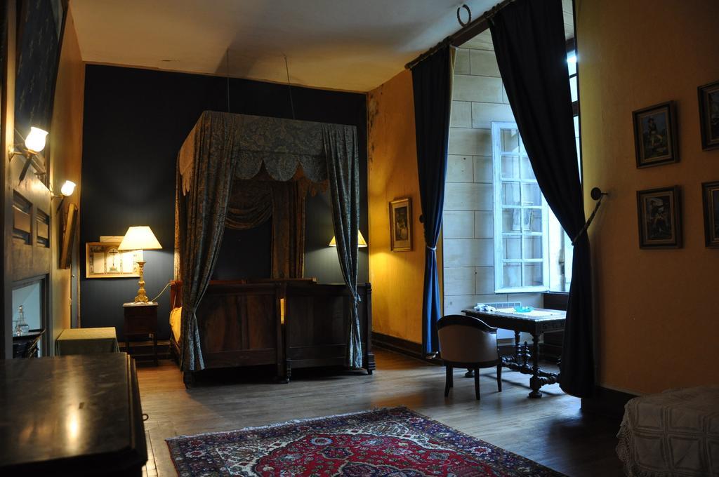 Chateau De Lanquais B&B 외부 사진
